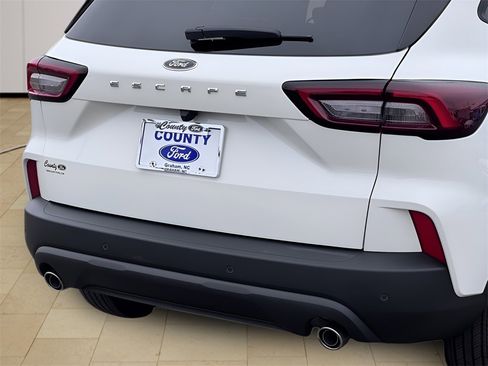 New 2026 Ford Escape ST-Line w/ Tech Pack #1 image 40