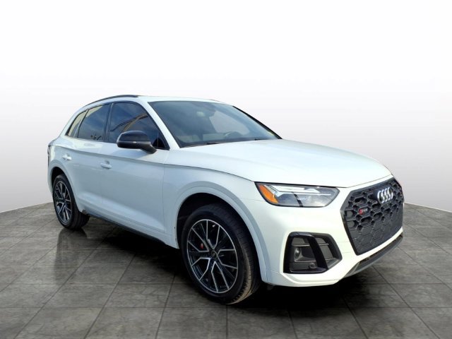 Used 2021 Audi SQ5 Premium Plus w/ Premium Plus Package AWD/4WD image 1