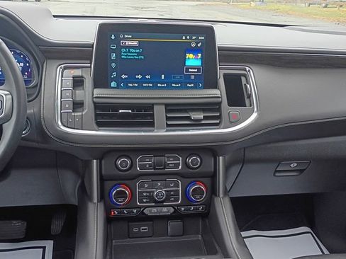 Used 2023 Chevrolet Tahoe Premier w/ Premium Package 2 AWD/4WD image 9
