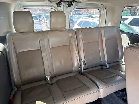 Used 2013 Nissan NV 3500 SL w/ Technology Pkg image 26