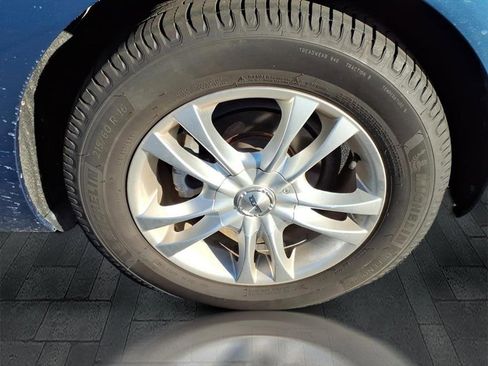 Used 2019 Volkswagen Beetle 2.0T S image 10