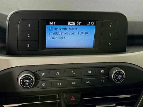 Used 2022 Ford Escape S image 17