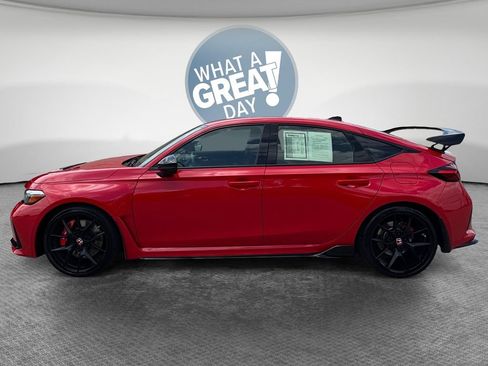 Used 2025 Honda Civic Type R image 6