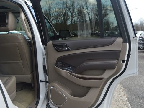 Used 2016 Chevrolet Tahoe LT w/ Luxury Package image 26