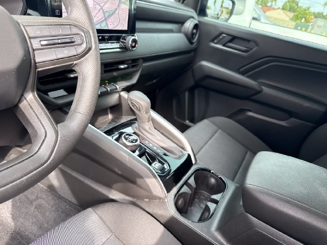 Used 2025 Chevrolet Colorado Trail Boss AWD/4WD image 24