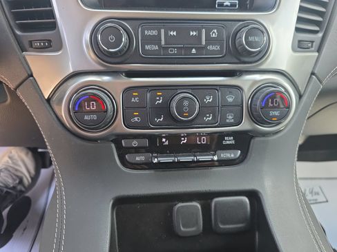 Used 2019 Chevrolet Tahoe 4WD image 18