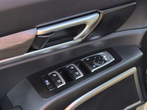 Used 2025 Kia Telluride EX AWD/4WD image 13