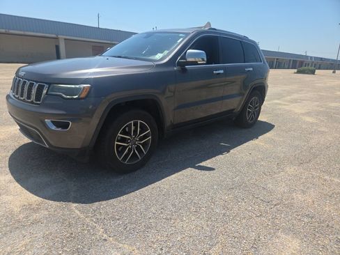 Used 2020 Jeep Grand Cherokee Limited w/ Luxury Group II RWD image 6