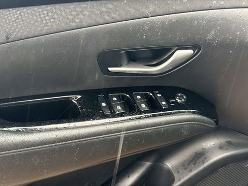 Used 2023 Hyundai Tucson Limited FWD image 26