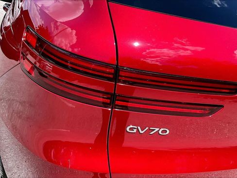 Used 2025 Genesis GV70 2.5T image 29