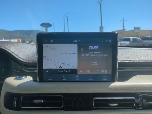 Used 2020 Lincoln Aviator Black Label Grand Touring w/ Class IV Trailer Tow Package image 16