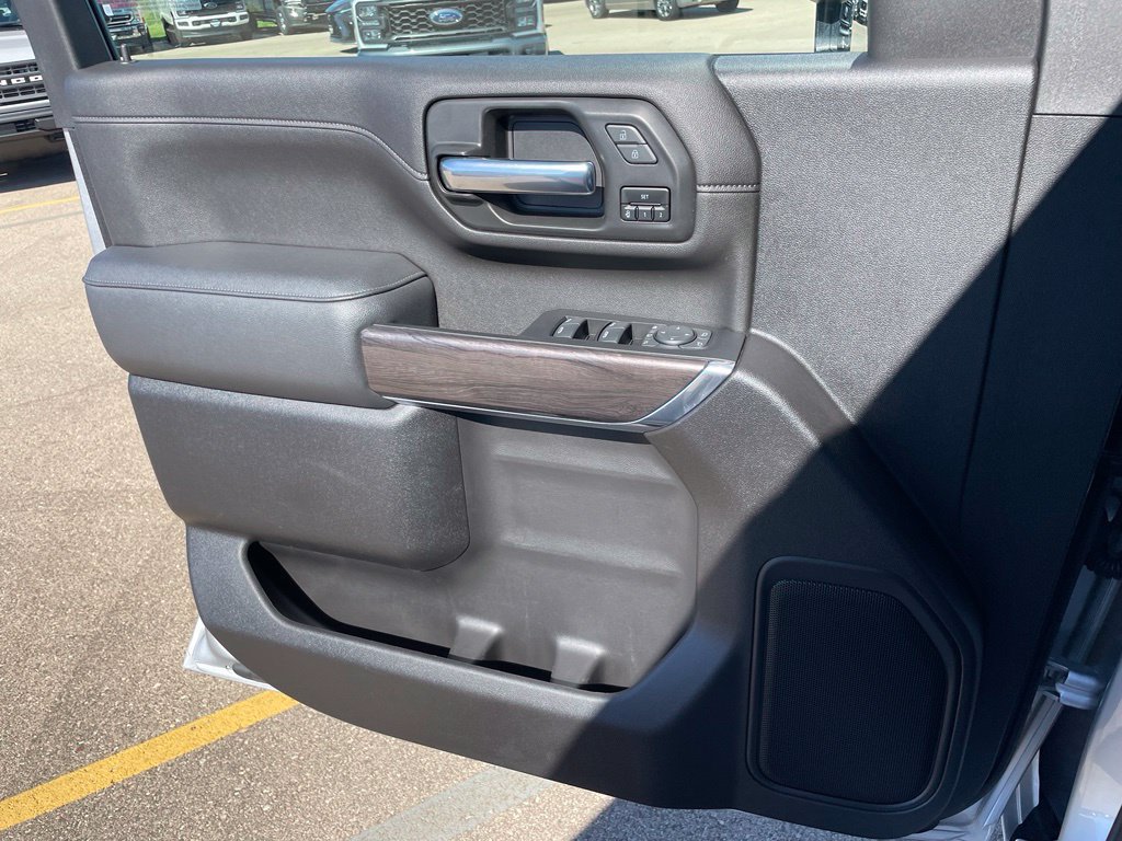Used 2022 Chevrolet Silverado 2500 LTZ w/ Gooseneck/5TH Wheel Package AWD/4WD image 47