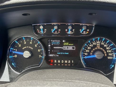 Used 2011 Ford F150 Lariat w/ Lariat Plus Pkg AWD/4WD image 5