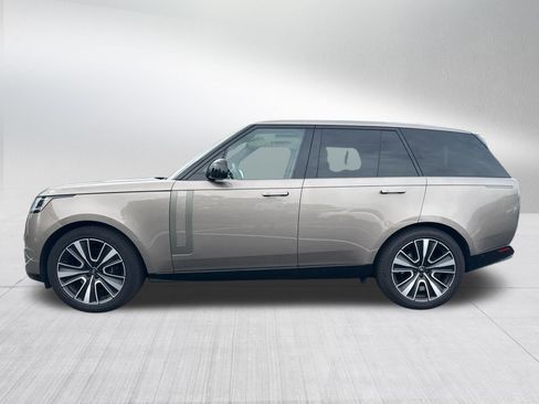 Used 2023 Land Rover Range Rover SE AWD/4WD image 5