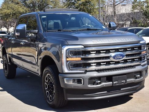 Certified 2024 Ford F250 Platinum w/ FX4 Off-Road Package image 4