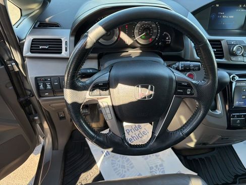 Used 2017 Honda Odyssey EX-L image 18