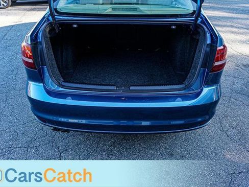 Used 2018 Volkswagen Jetta SE image 40