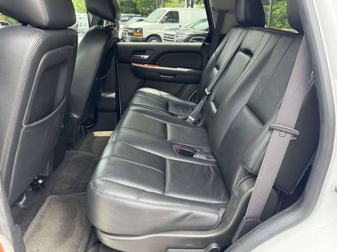 Used 2014 GMC Yukon SLT AWD/4WD image 18