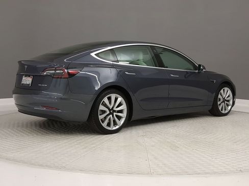 Used 2020 Tesla Model 3 Long Range image 7