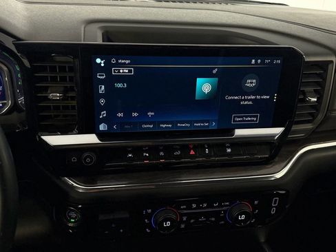 Used 2023 Chevrolet Silverado 1500 LTZ image 18