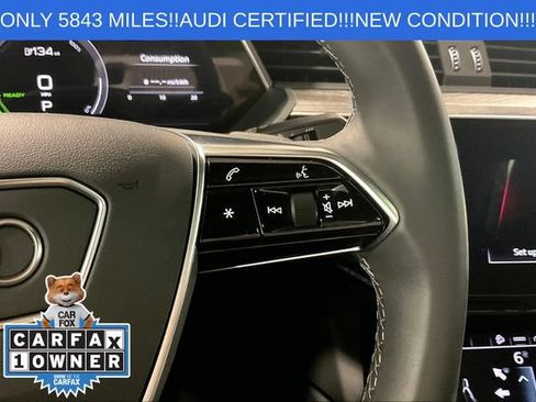 Used 2024 Audi Q8 e-tron Premium Plus w/ Premium Plus Package AWD/4WD image 19