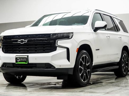 Used 2023 Chevrolet Tahoe RST AWD/4WD image 10