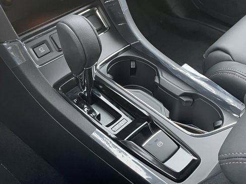 New 2026 Subaru Ascent Limited Bronze image 24