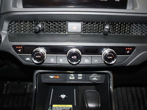 Used 2025 Honda CR-V Sport-L image 30