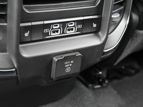 Used 2025 RAM 1500 Laramie image 35