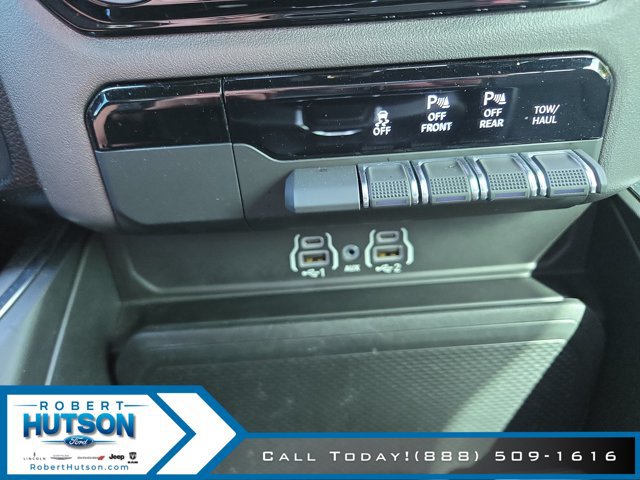 Used 2025 RAM 1500 Big Horn RWD image 23