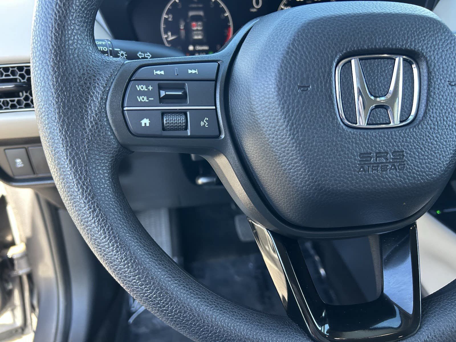 Certified 2026 Honda HR-V LX image 27