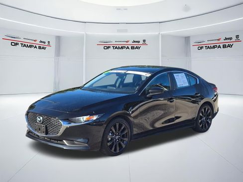 Used 2025 MAZDA MAZDA3 s FWD image 2