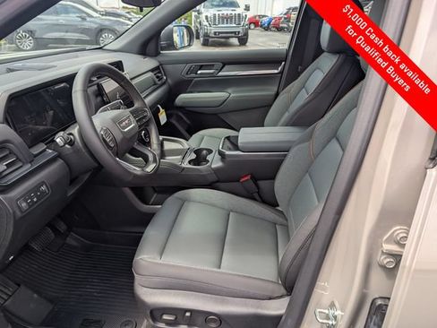 New 2026 GMC Terrain AT4 AWD/4WD image 13