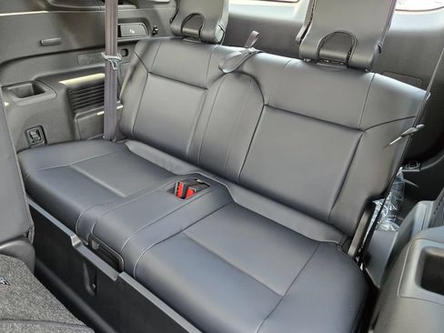 New 2026 Nissan Rogue SL AWD/4WD image 10