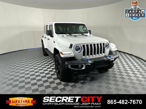 Used 2022 Jeep Wrangler Unlimited Sahara AWD/4WD image 1
