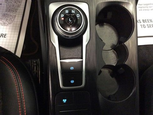 Used 2023 Ford Escape ST-Line Select image 32