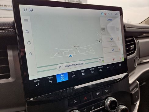 Used 2024 Ford Expedition Max XLT image 10