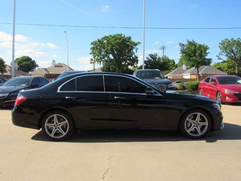 Used 2019 Mercedes-Benz E 450 4MATIC Sedan w/ Premium Package image 5