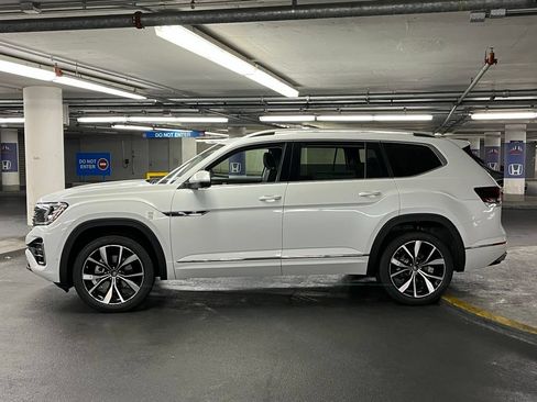 New 2026 Volkswagen Atlas SEL Premium R-Line AWD/4WD image 35