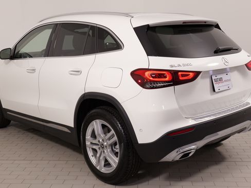 Used 2023 Mercedes-Benz GLA 250 4MATIC image 13