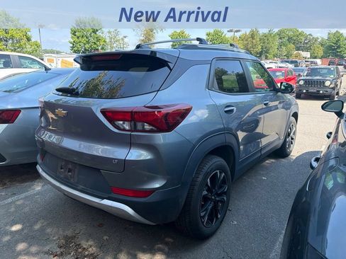 Used 2022 Chevrolet TrailBlazer LT AWD/4WD image 6
