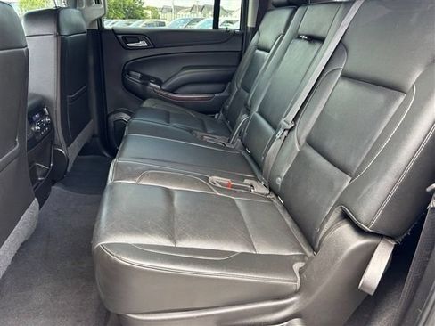 Used 2019 GMC Yukon XL SLT w/ Open Road Package RWD image 16