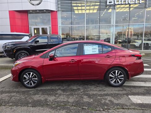 New 2025 Nissan Versa SV image 9