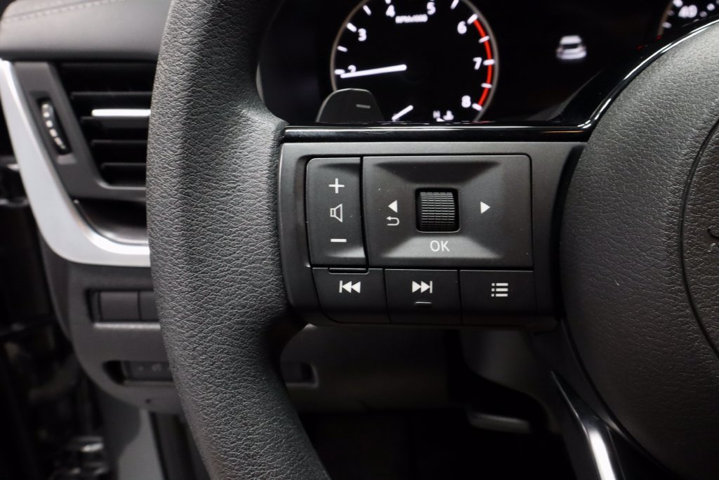 Certified 2023 Nissan Rogue SV AWD/4WD image 26