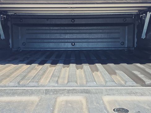 Used 2017 Honda Ridgeline Black Edition image 8