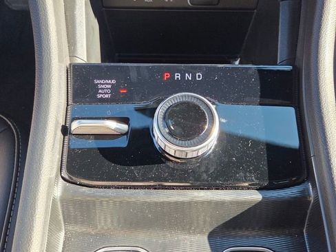 Used 2025 Jeep Grand Cherokee L Limited image 20