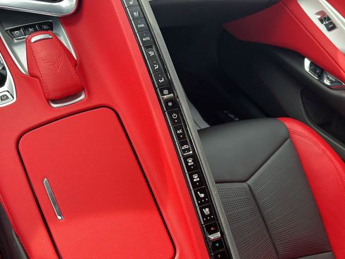 Used 2023 Chevrolet Corvette Stingray Preferred Conv w/ Z51 Performance Package RWD image 16