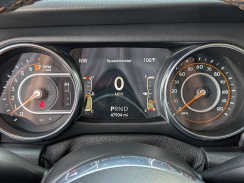Used 2021 Jeep Gladiator Overland AWD/4WD image 17