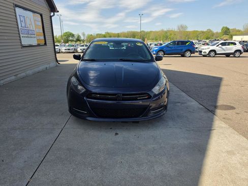 Used 2015 Dodge Dart SXT FWD image 3