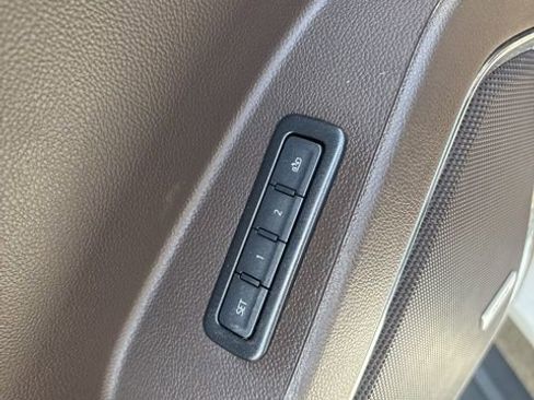 Used 2019 GMC Yukon XL Denali w/ Denali Ultimate Package image 27